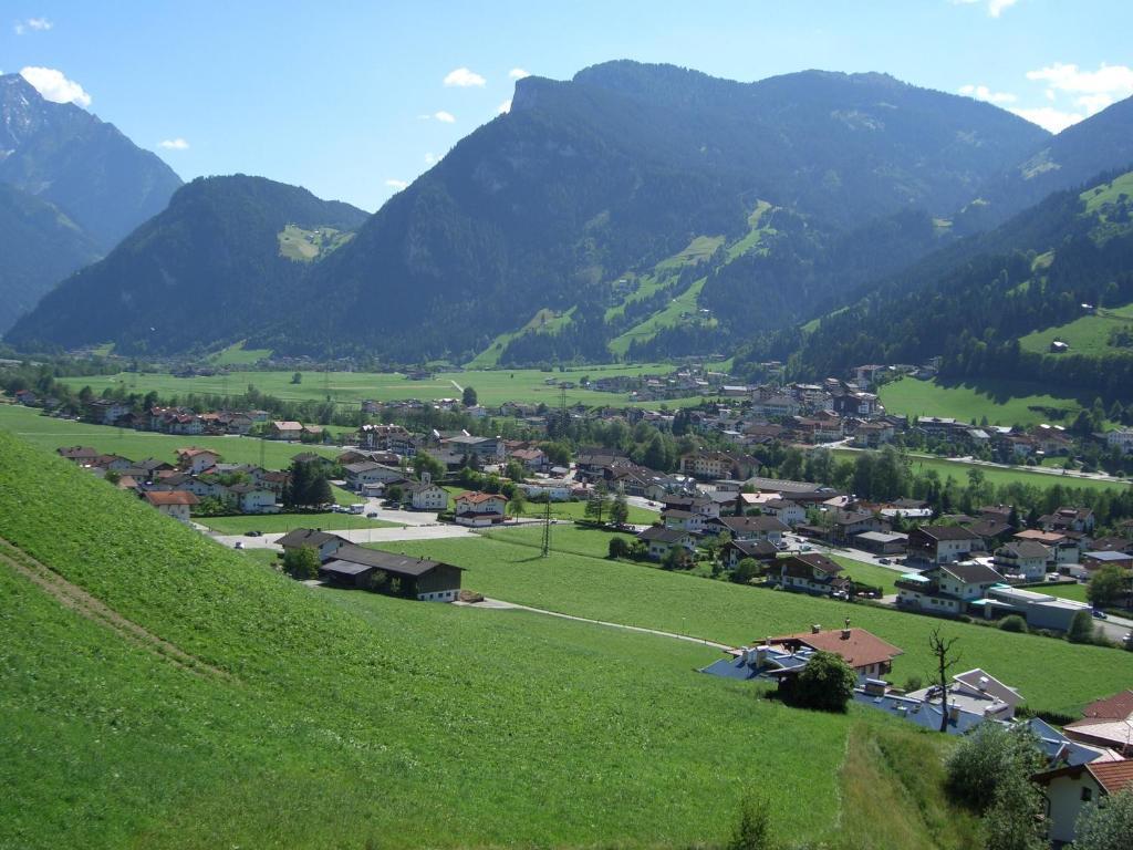 Ferienwohnung Sonnentraum Hainzenberg Luaran gambar